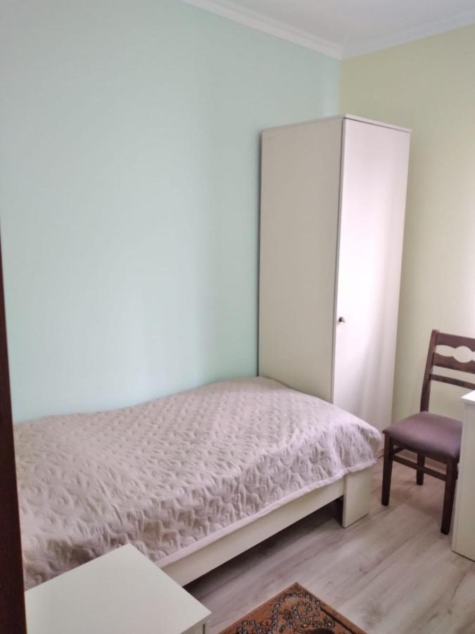 Nunu'S Guesthouse Ckaltubo Zewnętrze zdjęcie