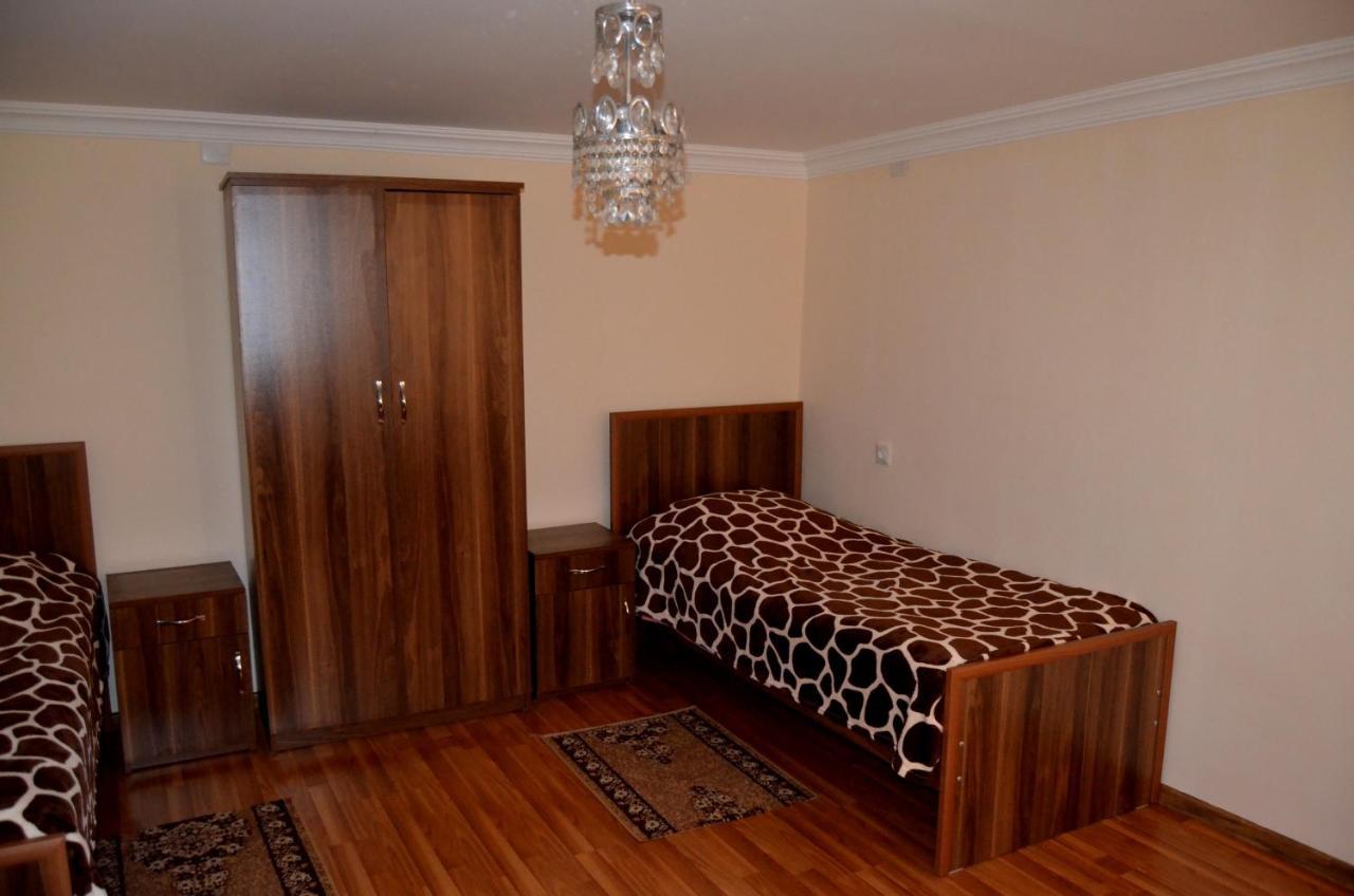 Nunu'S Guesthouse Ckaltubo Zewnętrze zdjęcie